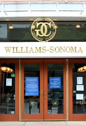 Williams Sonoma debuts shipping membership program, recipe app